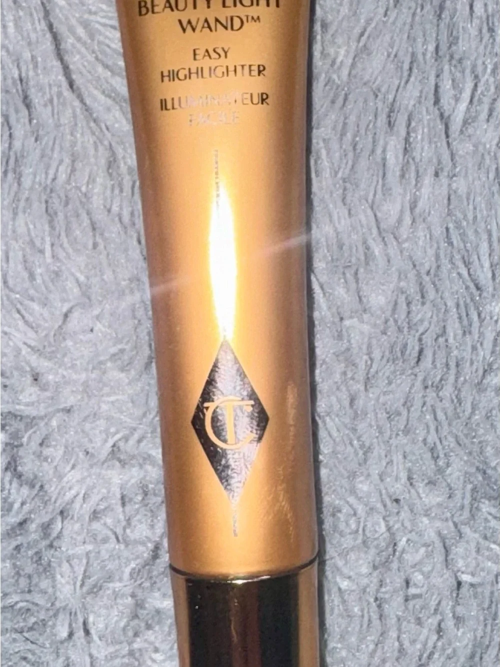 Charlotte Tilbury liquid highlighter